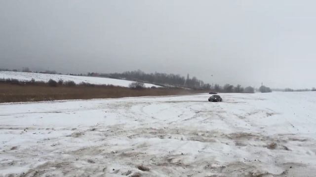 Porsche 911 (964) Carrera 4 snow fun