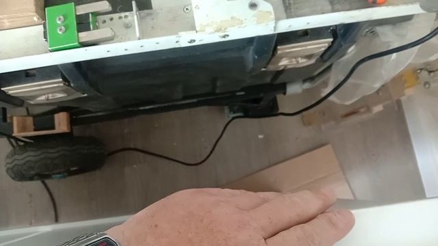 Подставки на торец двери,для работы с дверной коробкой