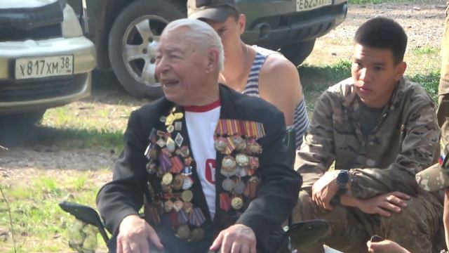 Встреча поколений: легендарный ветеран в "Вымпеле-Байкал"