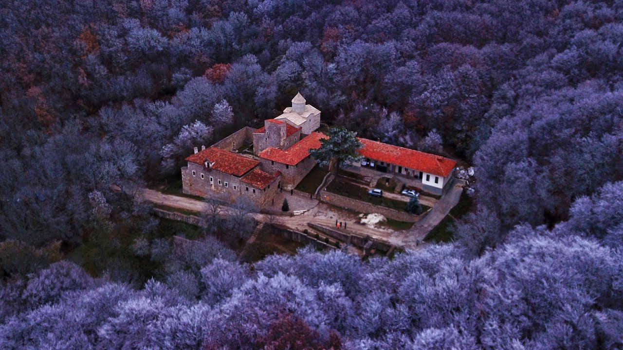 СТАРЫЙ КРЫМ - место которое мне безумно нравится. Древний монастырь в ЗИМНЕМ лесу.