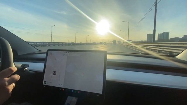 Первая поездка на TESLA для такси