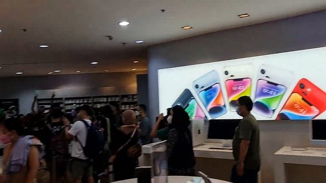 Apple iPhone 14 Midnight Launch at Power Mac Center || The First 50 Customer with Daniel Matsunaga.