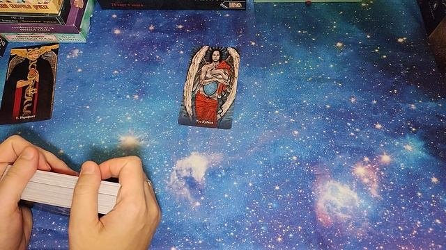 ТАРО  КАК ОН ЖИВЕТ БЕЗ ВАС? КАК У НЕГО ДЕЛА?  гадание онлайн