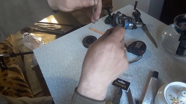 Привязать крючок к лески правильно. Надежный узел