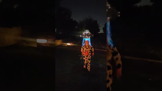Abducted Heifers Costumes Are Out of This World   ViralHog
