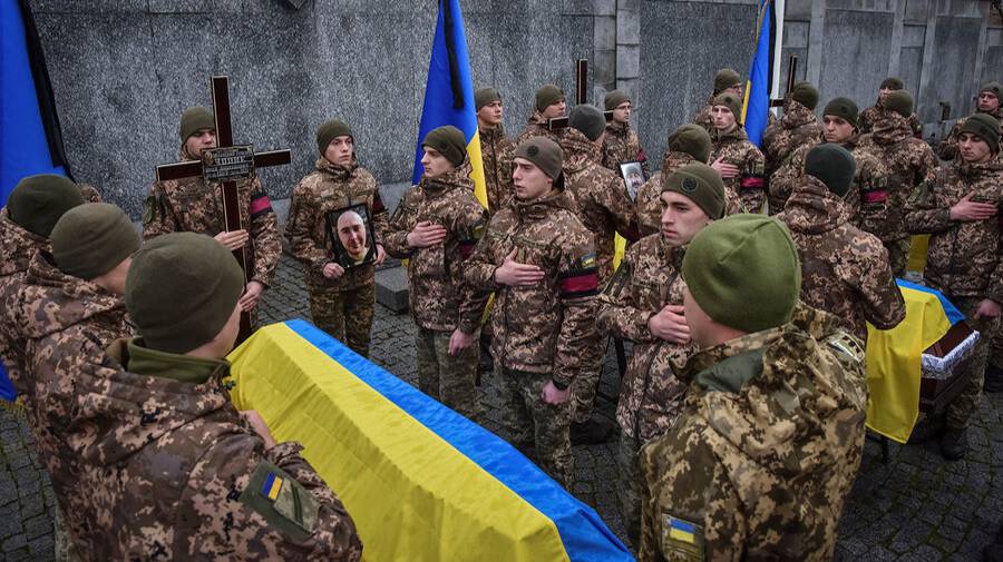 Украинских генералов критикуют за большие потери при обороне Прогресса