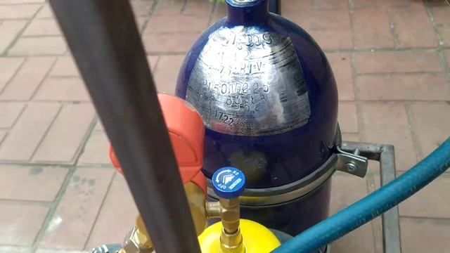 мини газовый сварочный пост, какой он получился.