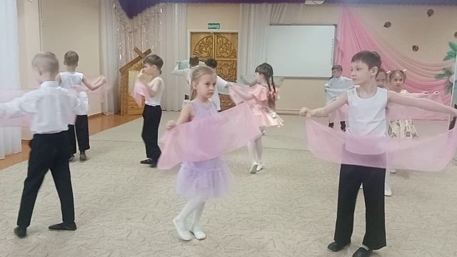 танец 