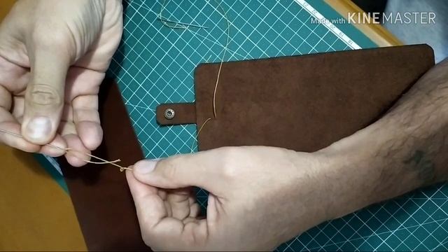 Простенькое портмане из кожи,шьём в месте.