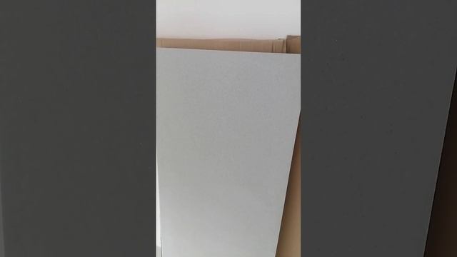 Штукатурку санузла закончили. Подготовка площадки под подоконники из искусственного камня