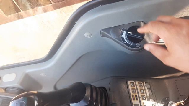 Pra iniciantes na operação de escavadeira! Como operar uma escavadeira!