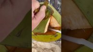 Чем отличается на Бали зеленый ?кокос от желтого?