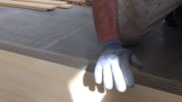 Massives Bambus Parkett verlegen, verkleben in Köln, Dortmund, Düsseldorf, NRW. Tel: 01797831089