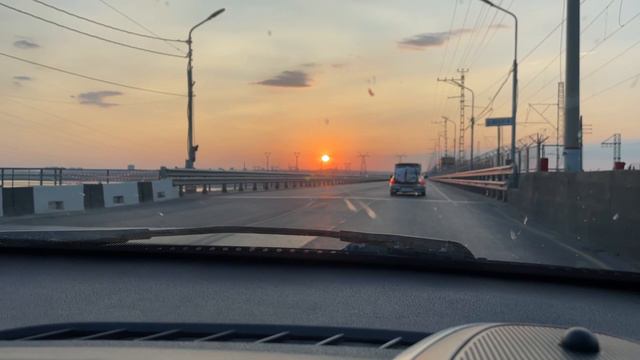 вечерний закат по Волжской ГЭС