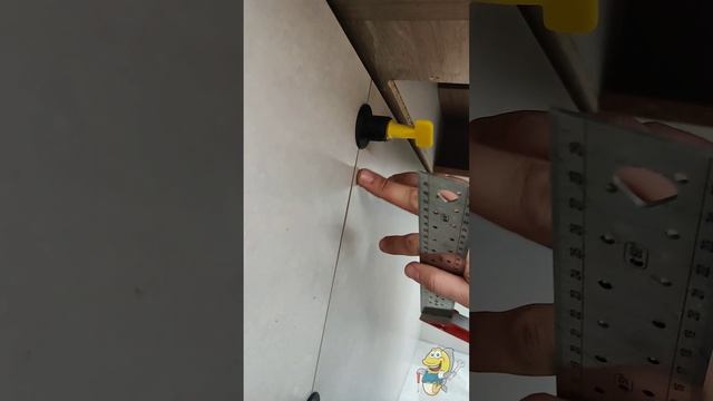 фартук из керамогранита. заводской брак плитки