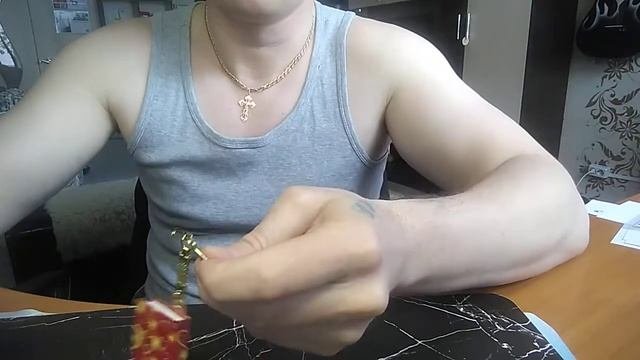 12.05.2021 Брелок на ключи с фотографиями своими руками