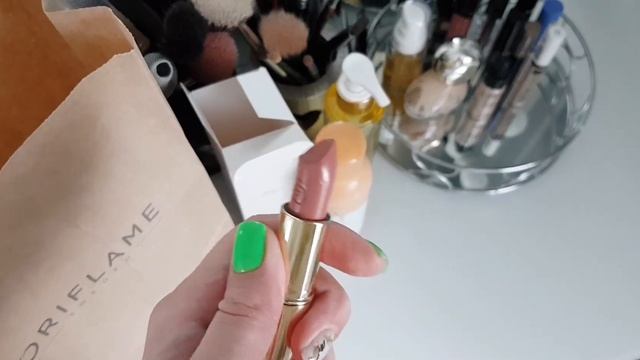 Распаковка заказа по каталогу #6 Oriflame
