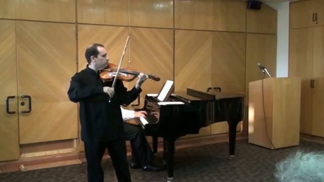 Dima Zukerman plays Benda-Grave