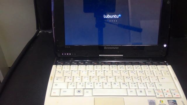 Triple Boot Windows Android Ubuntu on Touch Screen netbook