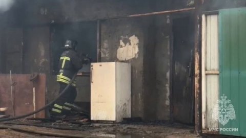 Пожар в жилой постройки город  Уфа.