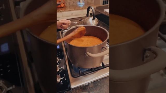 Tomato Tortellini soup
