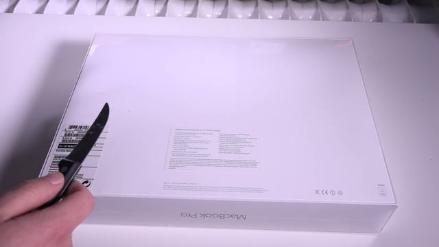 MacBook Pro 15" with Retina Display Unboxing (i7 2.5GHz/ GT750M/ 512GB SSD)