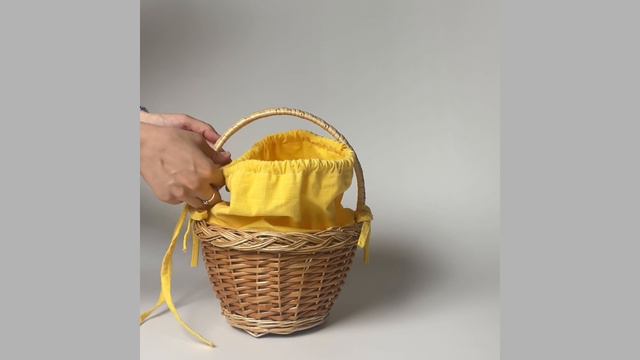 Корзина-сумка плетеная