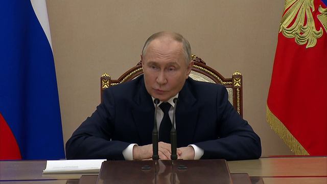 Путин провёл совещание по вопросам развития оборонно-промышленного комплекса.