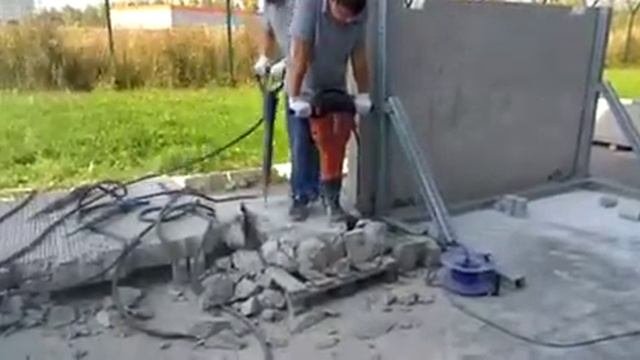 Наш бетонолом БК-3  и бетонолом Hilti  kompressora-arenda.ru