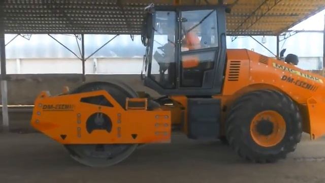 ГРУНТОВЫЕ КАТКИ 14 И 17 ТОНН DM 614 DM 617