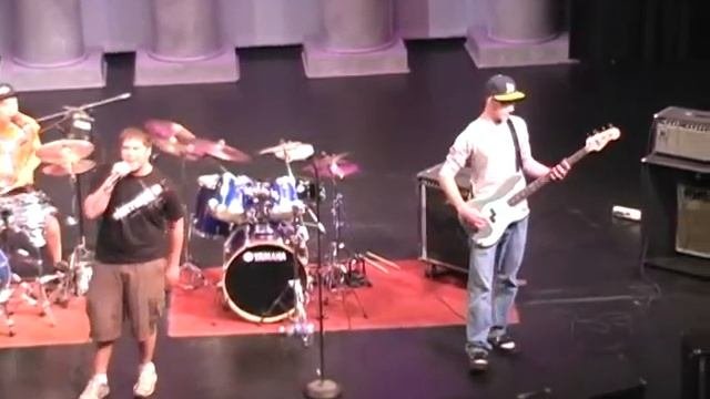 500 channels Cover