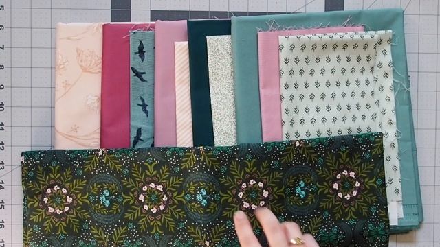How to choose quilt fabric | Fabric collections, themed fabrics, and using your favourite fabrics