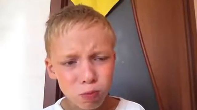 Вызов принят 2 стакана воды 3 конфеты 3 куска лимона 1