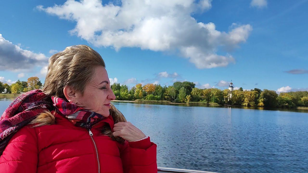 Осенний наряд России в 2022 году