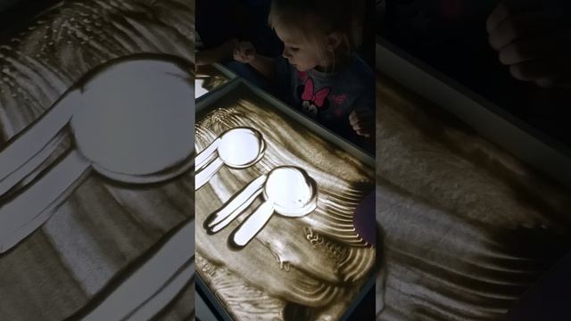 Рисование песком для малышей