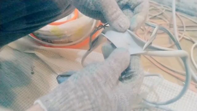 Экстренное хирургическое вмешательство во время электромонтажа!