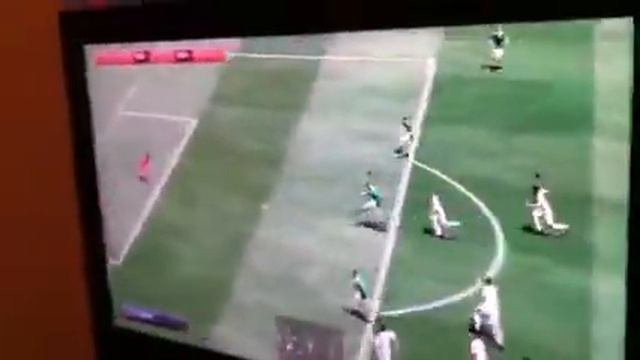 Fifa 13 - Invincible football cheat