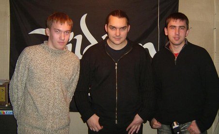 Лица - По тротуарам