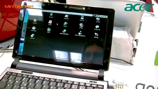 Acer Aspire one D250 Google Android Netbook - CeBIT 2010 (DE)80