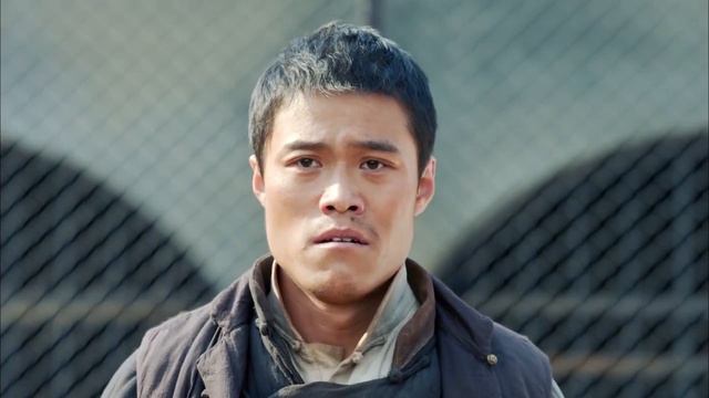 日軍高官以玩弄戰俘為樂，讓他們比試，兩人只能活一人 ⚔️ 抗日