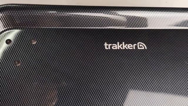 Обзор стола Trakker Carbon Effect Bivvy