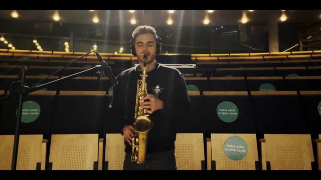 Deep House Music  Melodic Memories - Bthelick Yarden Saxophone Version