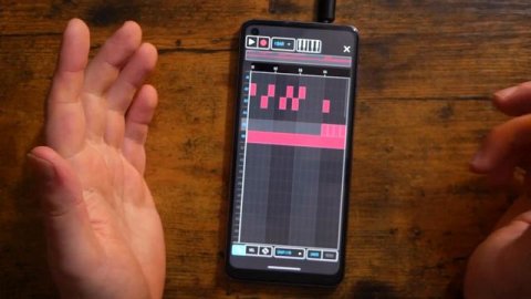 Making Koala Sampler Drum Patterns (ft. Microfreak)