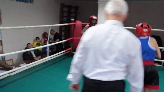 ДАНИЛО БОЧАР ФІНАЛ відкрита першість міста Рівного з боксу 21.11.2015р
