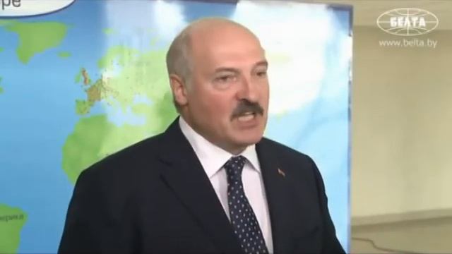 Važiavo Urodai (Eхали Уроды) arba "Apie Raudonuosius Išgamas"