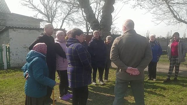 Сергей Желновач провел сход граждан с жителями села Коммуна