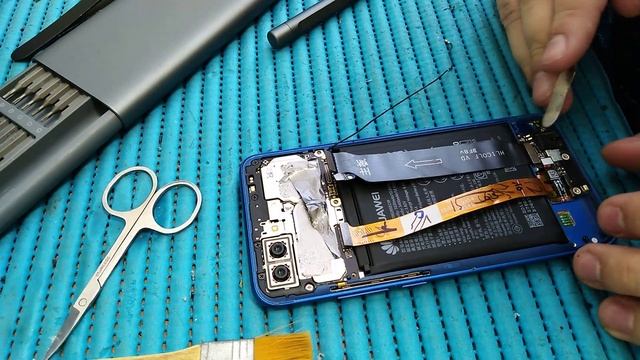 Honor 10 - замена дисплея и тачскрина