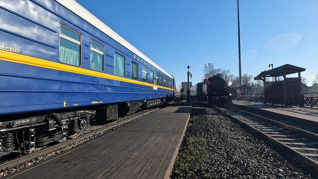 Паровоз Л-3051 с поездом Рускеальский экспресс прибывает на станцию Сортавала