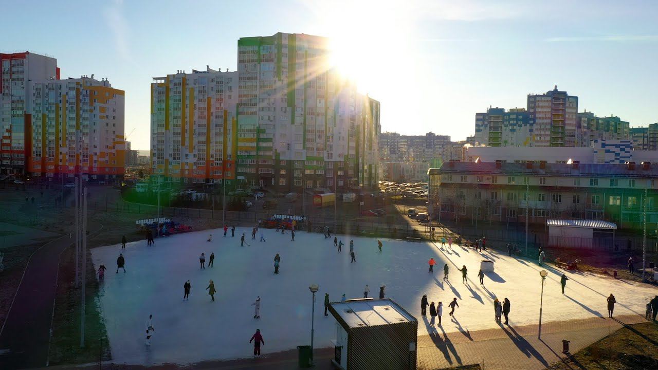 «Термодом» залил каток для жителей Города Спутника