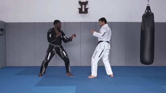 Karate Combat Dojo: Striking Setups with Lyoto Machida!